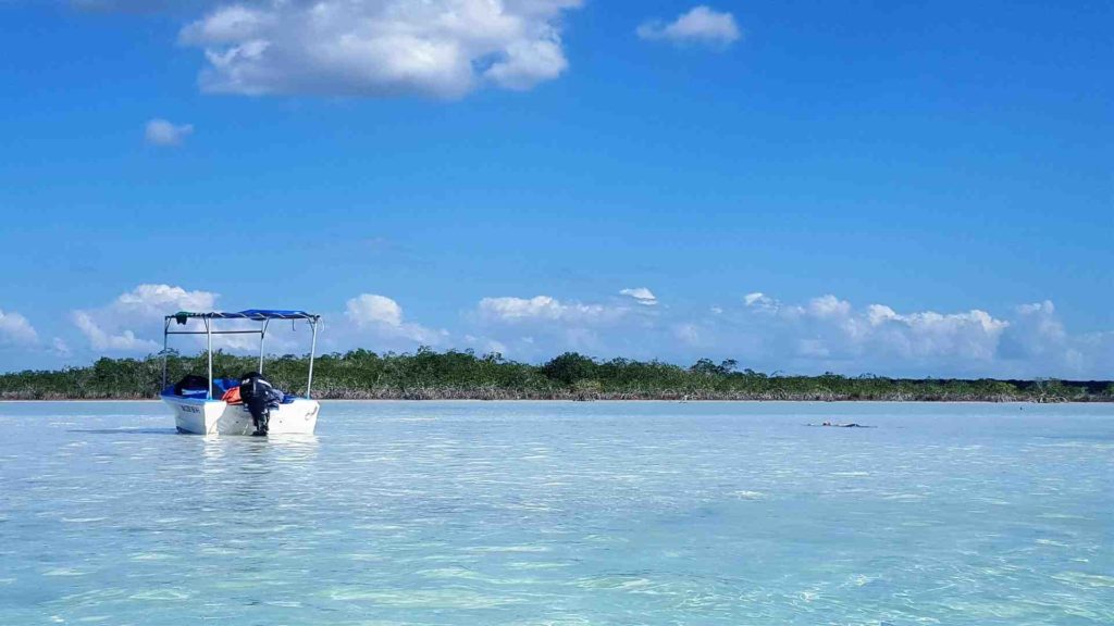 Laguna Bacalar, Quintana Roo: A Guide to Mexico's Magical Lagoon of 7 ...